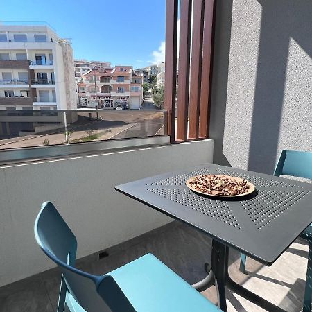 Coin Apartments Улцинь Экстерьер фото