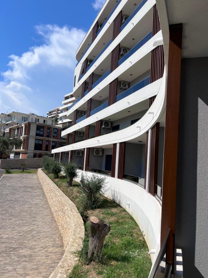 Coin Apartments Улцинь Экстерьер фото
